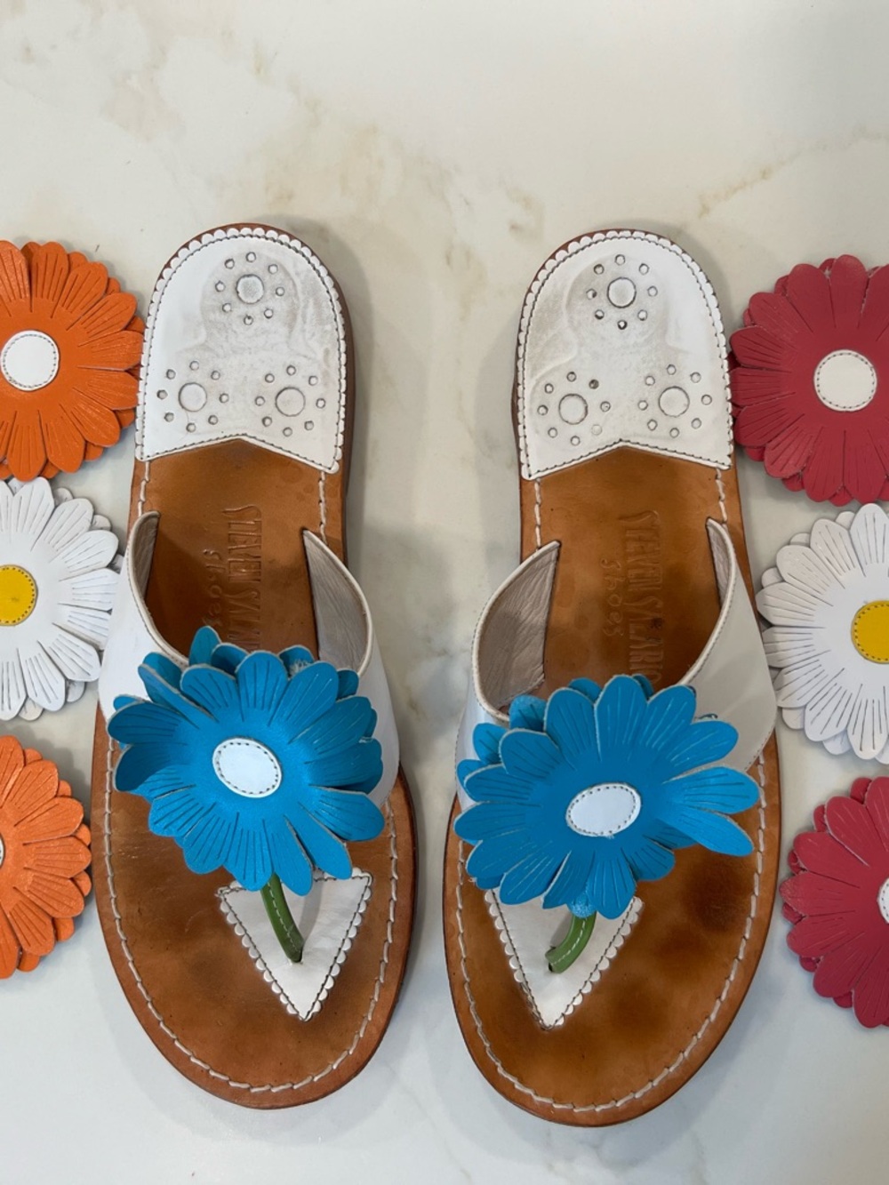 Daisy Switch Sandal — White Women’s Size 8